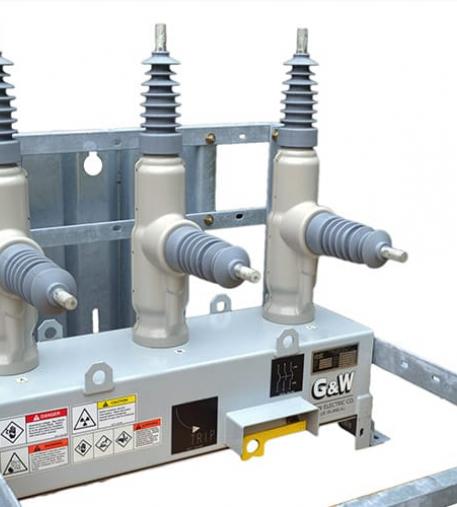 RECERRADOR 3F AUTOMATICO 15KV